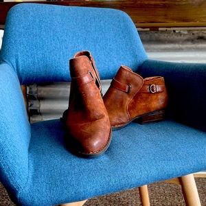 Born ankle boots